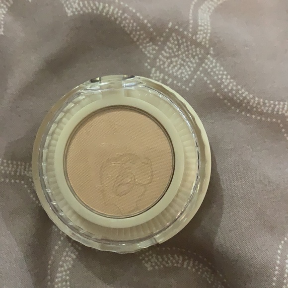 Mixed Makeup Bundle - Picture 8 of 16